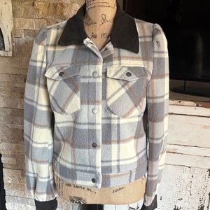 LA Coalition gray and tan plaid button down corduroy collar shacket jacket crop